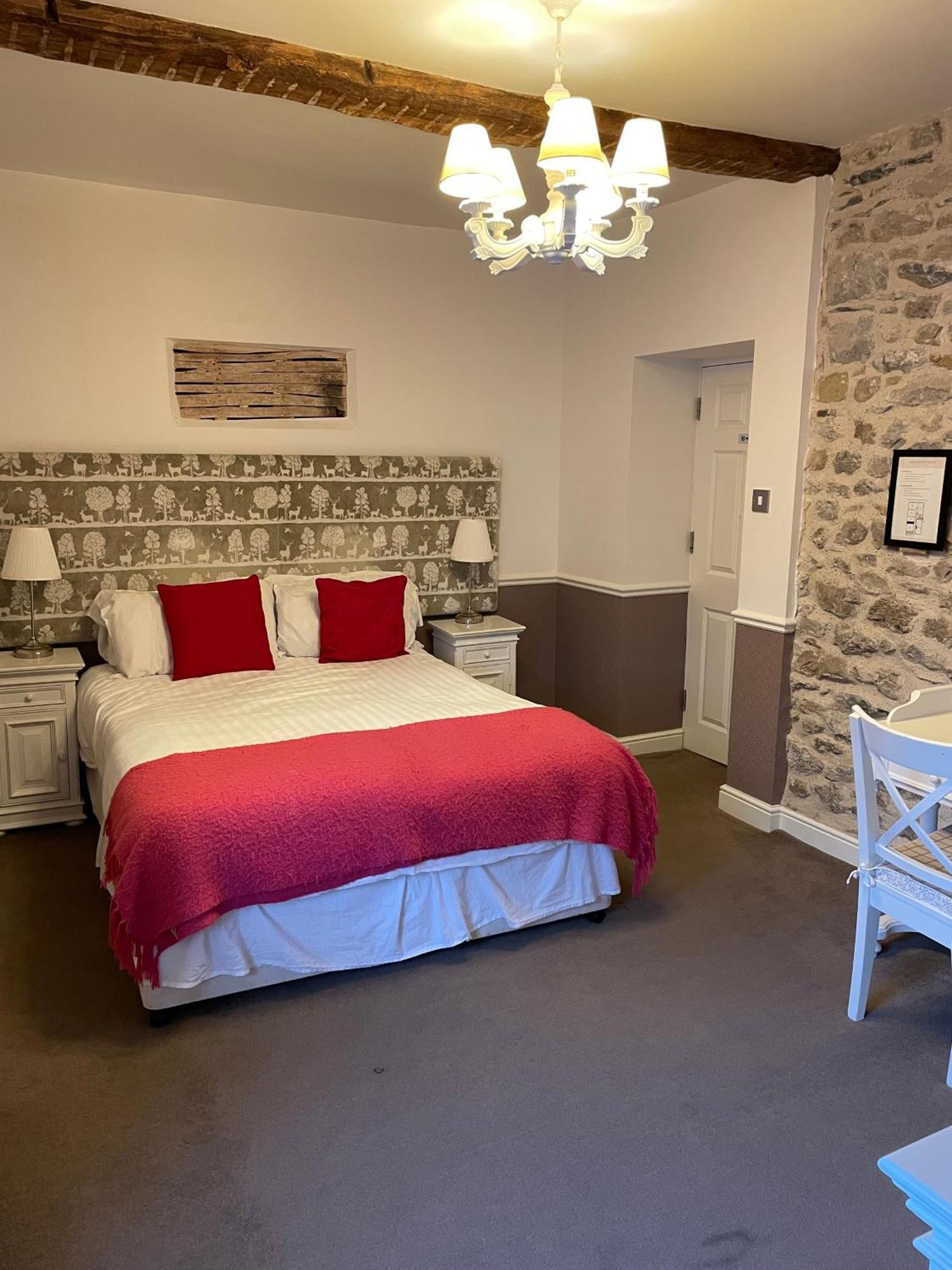 Oyo New 3* Clapham (North Yorkshire)